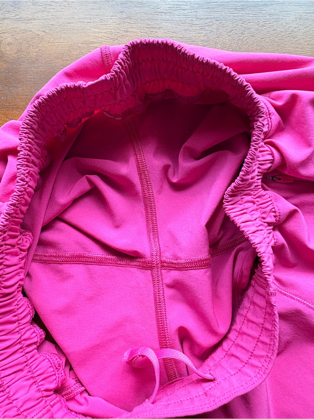 Lululemon hotty hot high-rise 4” - Picture 6 of 7